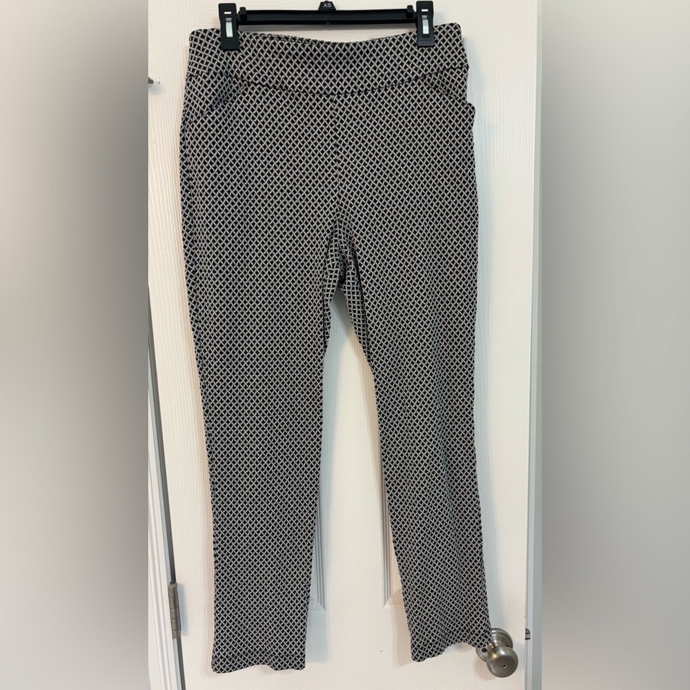 Versona Black and White Skinny Pants